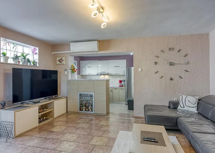 Four-bedroom Magnolija * Porec