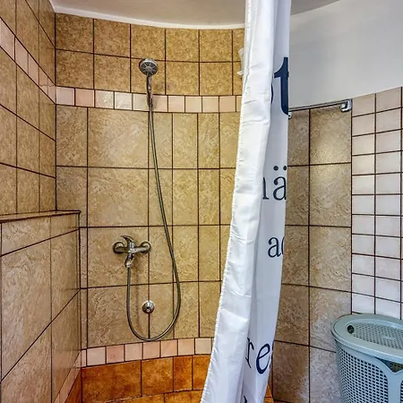 Four-bedroom Magnolija Apartment